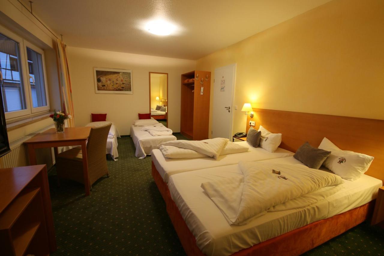 Berggasthof Hotel Igelwirt Schnaittach Buitenkant foto